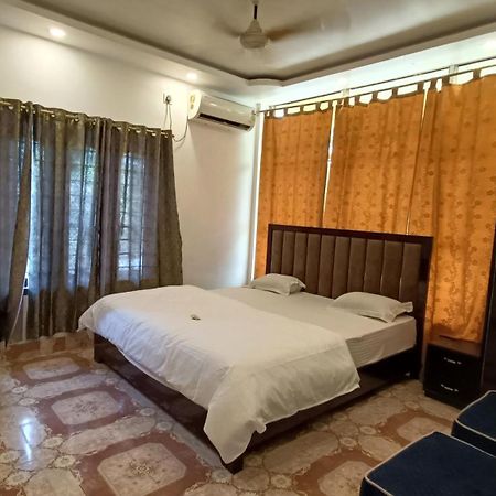 Hotel Santi Palace Bokākhāt Екстериор снимка